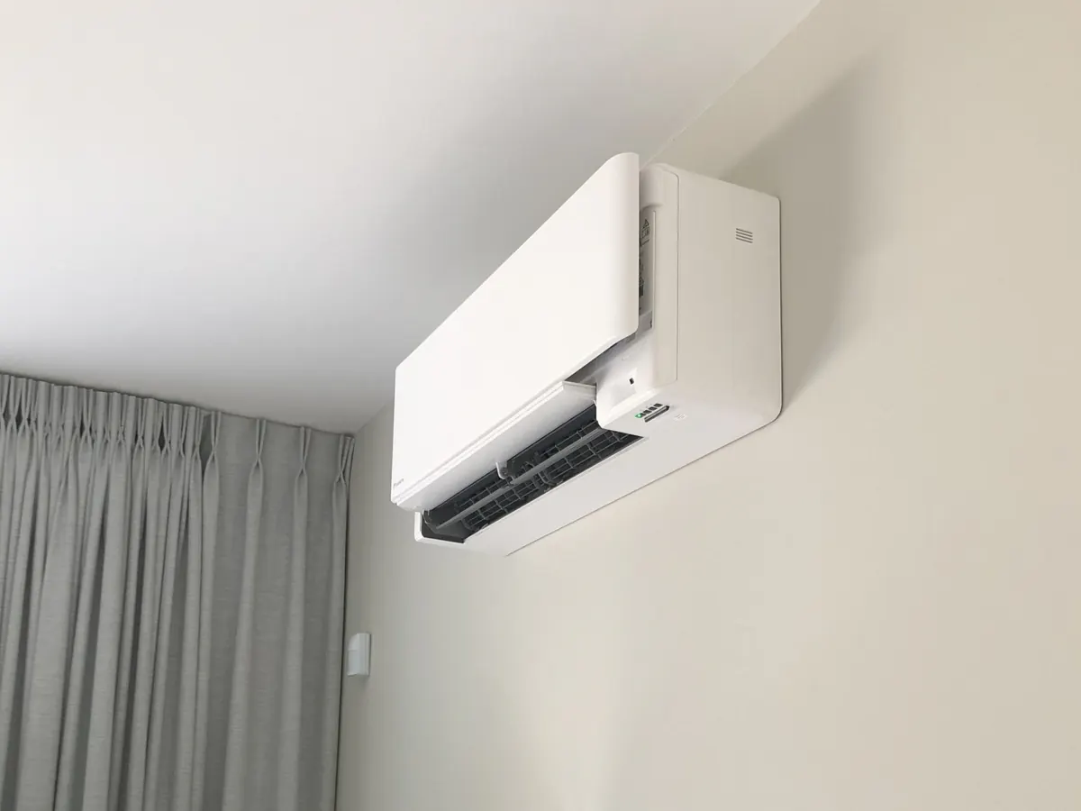 Multi-split in een woning: detail van de installatie
